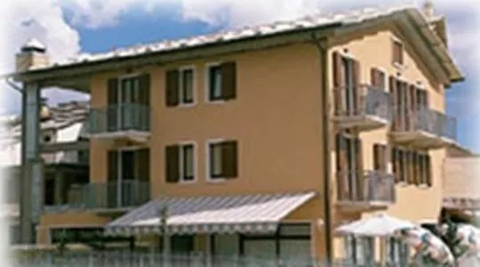 Hotel Scandola Bosco Chiesanuova 3*,  Itálie